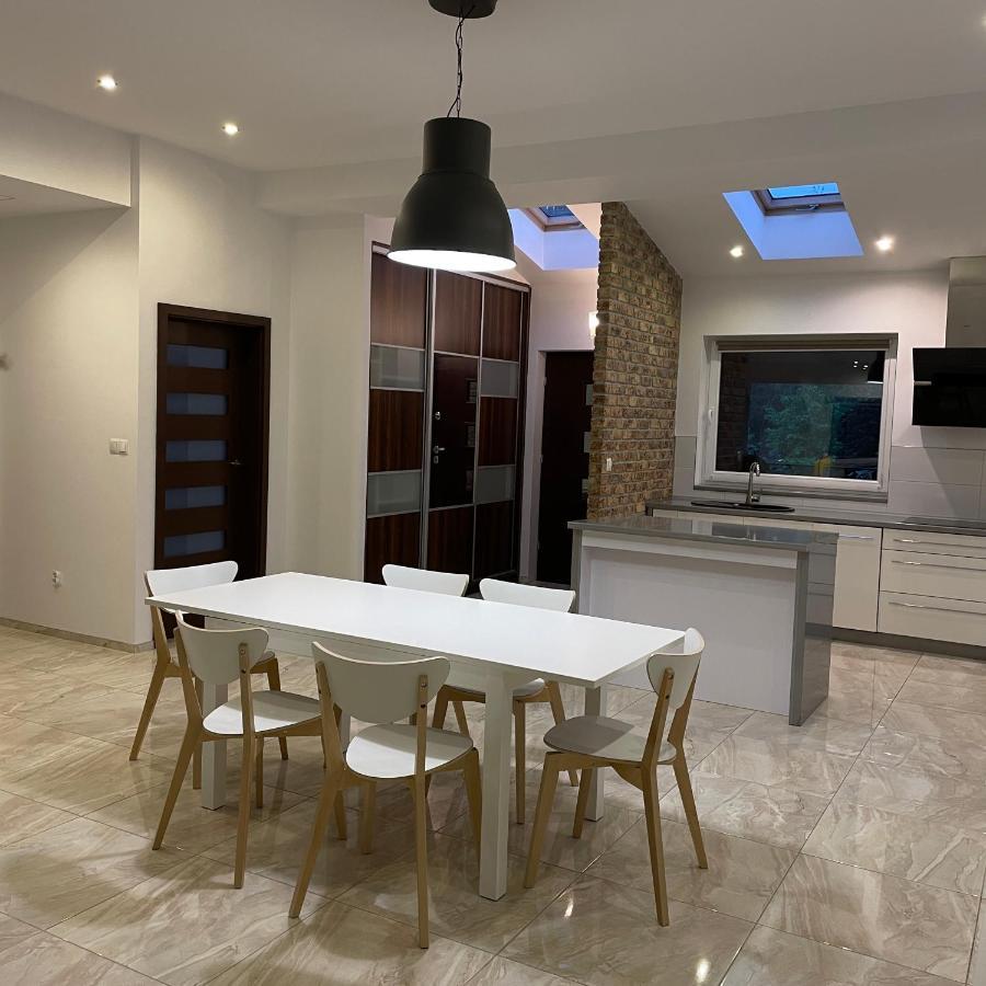 Przestronny Apartament Żagań Eksteriør bilde